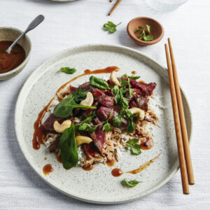 Sauté de boeuf charolais au tamarin et à la citronelle, riz Basmati